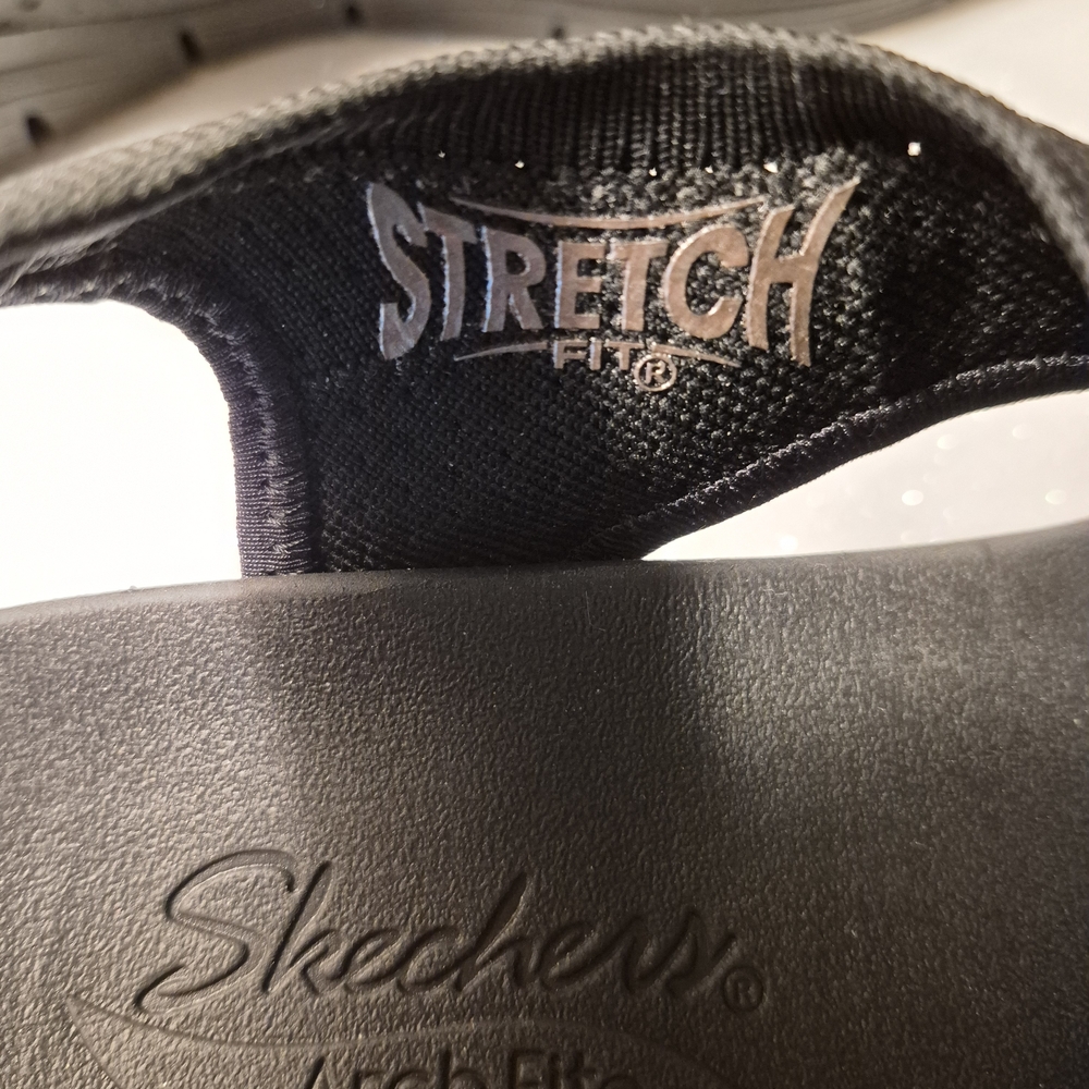Sketchers Women's Black City Catch Arch Fit Stretch Pull On Sandals Size 9 - Picture 5 of 7